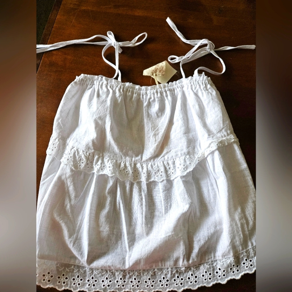 NWT top